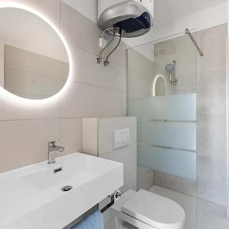 Mt Sun 115 App 2 סלצה